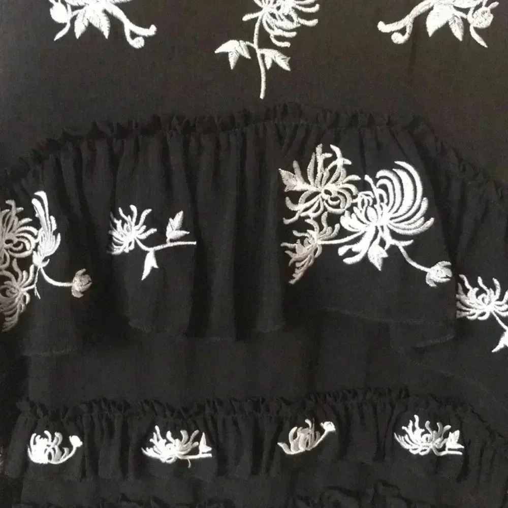 Zara RARE Embroidered Floral Black Tiered Blouse Too Size XS NWT - Picture 5 of 14